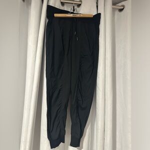 Lululemon dance studio jogger